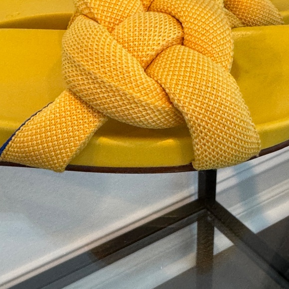 ROTHYS Women’s Bubble Slide Slip On Sandal in Canary Yellow Size 7.5 - Picture 12 of 14